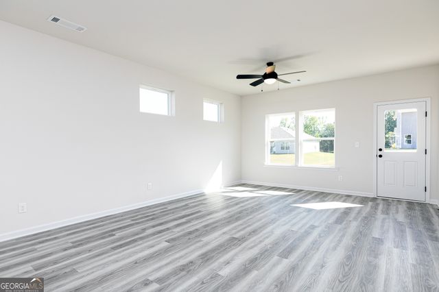 716 Berkeley Drive, Conyers, GA 30013