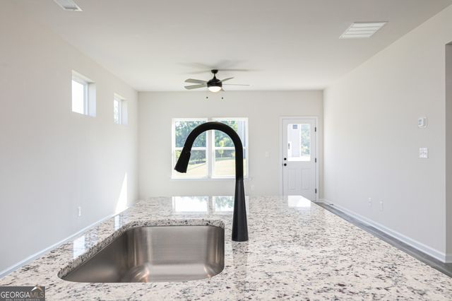 716 Berkeley Drive, Conyers, GA 30013