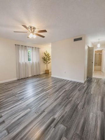 535 NW 98th Avenue, Plantation, FL 33324
