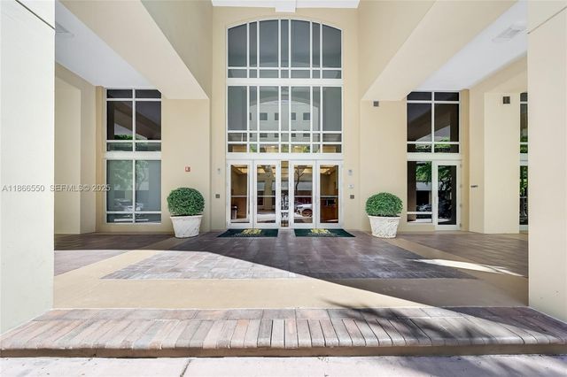 135 San Lorenzo Avenue 150, Coral Gables, FL 33146