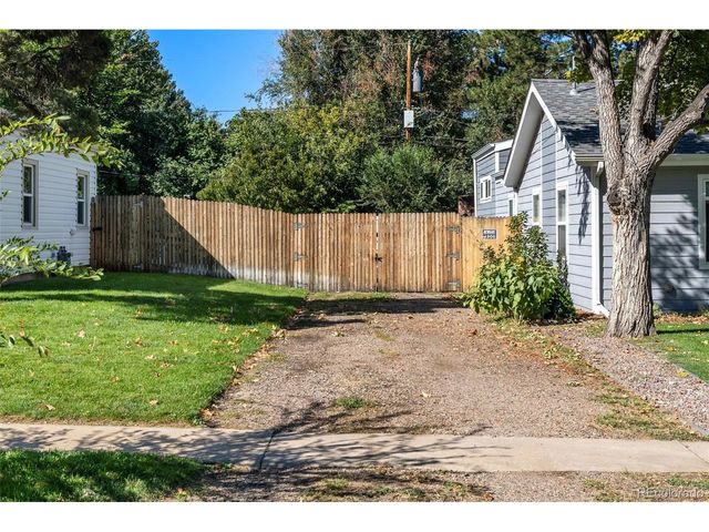 4495 Yarrow St, Wheat Ridge, CO 80033