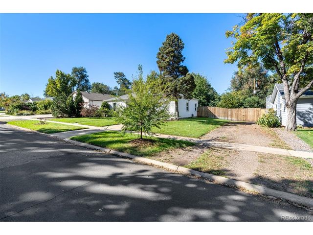 4495 Yarrow St, Wheat Ridge, CO 80033