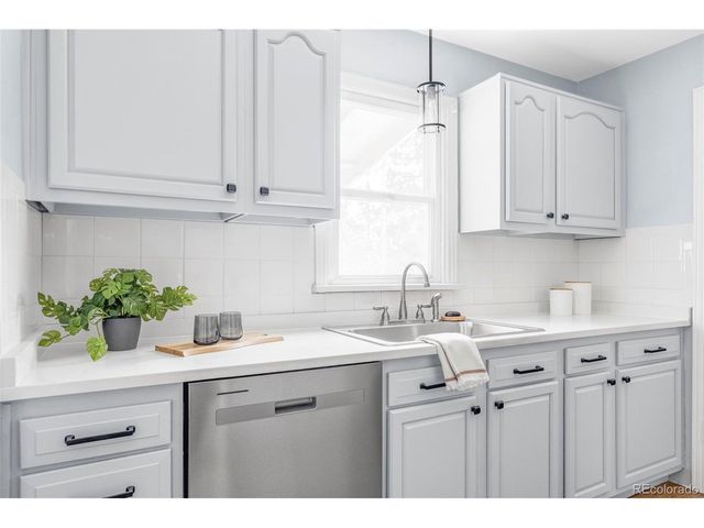 4495 Yarrow St, Wheat Ridge, CO 80033