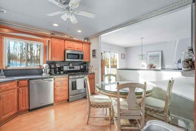 7 Russ Place, Wappingers Falls, NY 12590