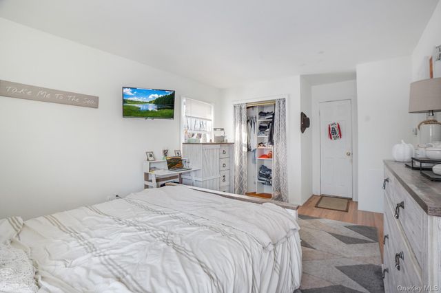 7 Russ Place, Wappingers Falls, NY 12590