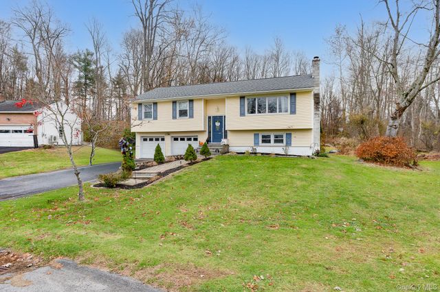 7 Russ Place, Wappingers Falls, NY 12590