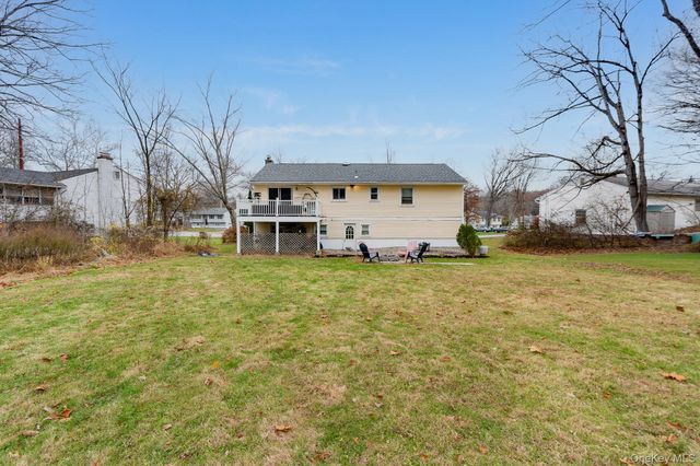 7 Russ Place, Wappingers Falls, NY 12590