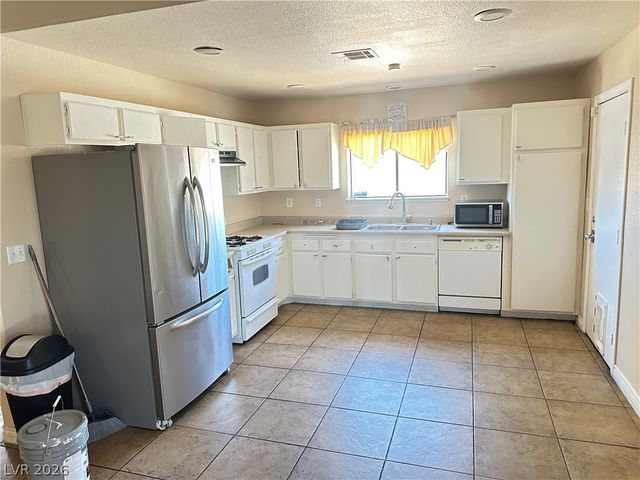 5705 Cannon Boulevard, Las Vegas, NV 89108