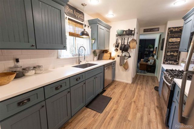 1227 N Jackson Street, Lapeer, MI 48446