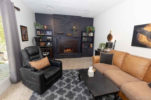 1227 N Jackson Street, Lapeer, MI 48446