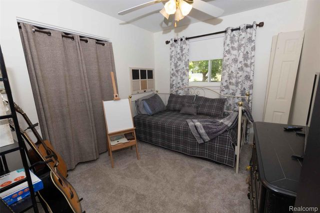 1227 N Jackson Street, Lapeer, MI 48446