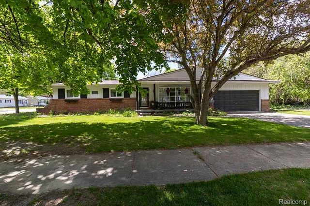 1227 N Jackson Street, Lapeer, MI 48446