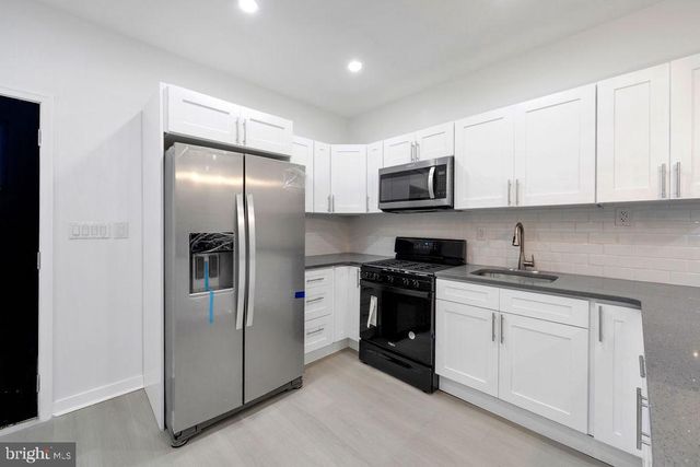 5522 RACE ST, Philadelphia, PA 19139