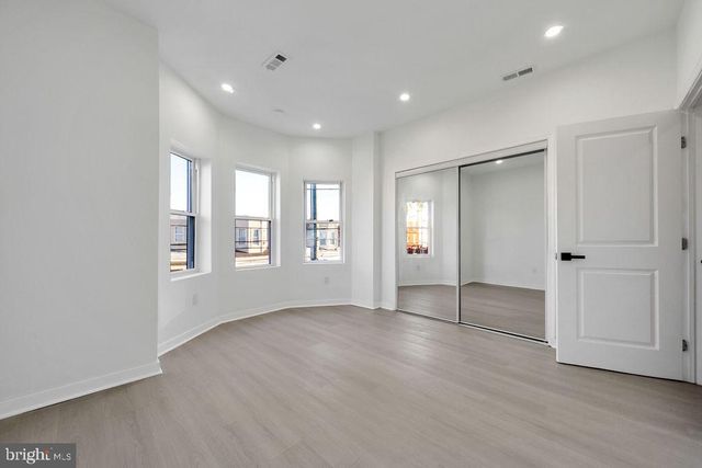 5522 RACE ST, Philadelphia, PA 19139