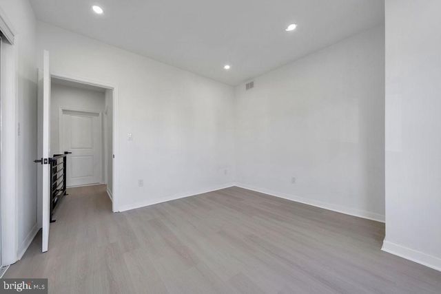 5522 RACE ST, Philadelphia, PA 19139