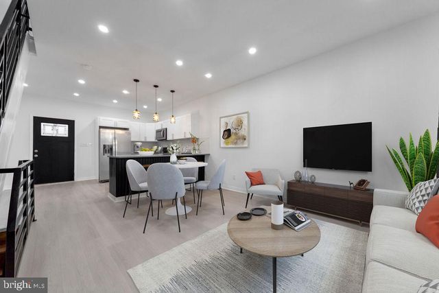 5522 RACE ST, Philadelphia, PA 19139