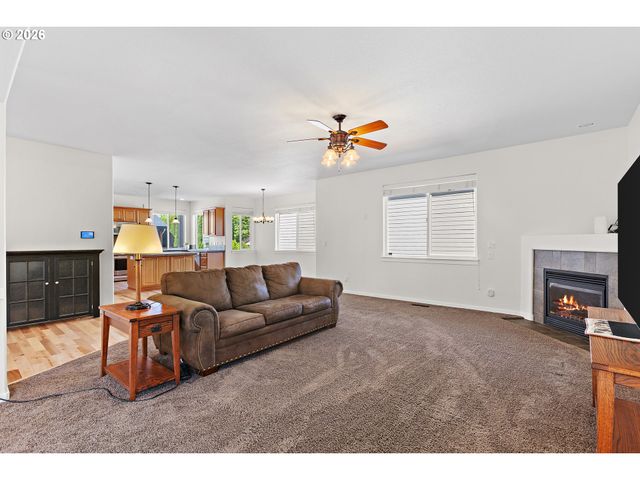 15046 Sw 132ND Ter, Tigard, OR 97224