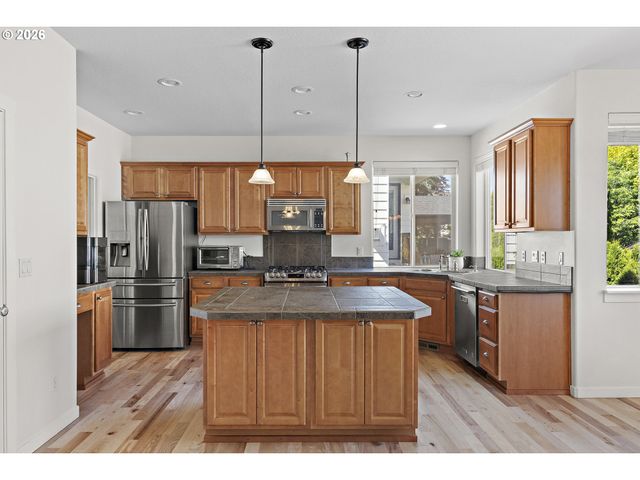 15046 Sw 132ND Ter, Tigard, OR 97224