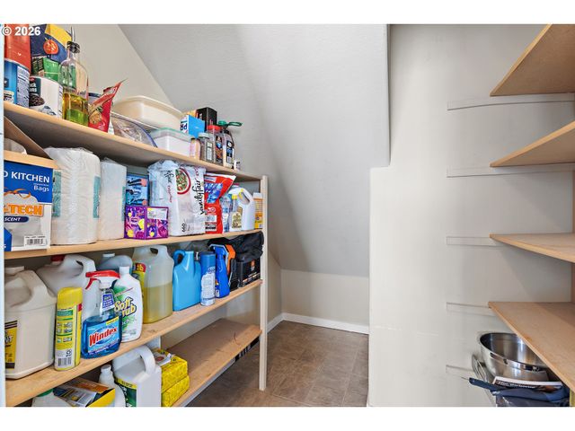 15046 Sw 132ND Ter, Tigard, OR 97224