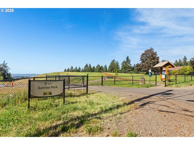 15046 Sw 132ND Ter, Tigard, OR 97224