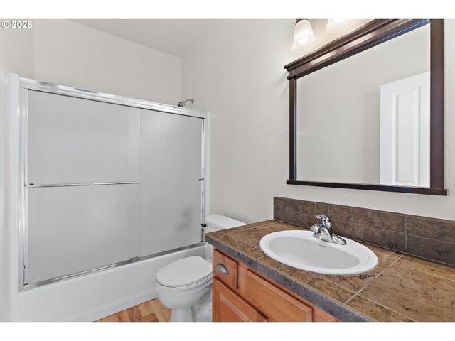 15046 Sw 132ND Ter, Tigard, OR 97224