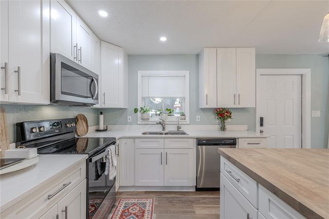 11615 PARK BOULEVARD, Seminole, FL 33772