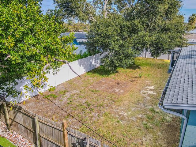 11615 PARK BOULEVARD, Seminole, FL 33772
