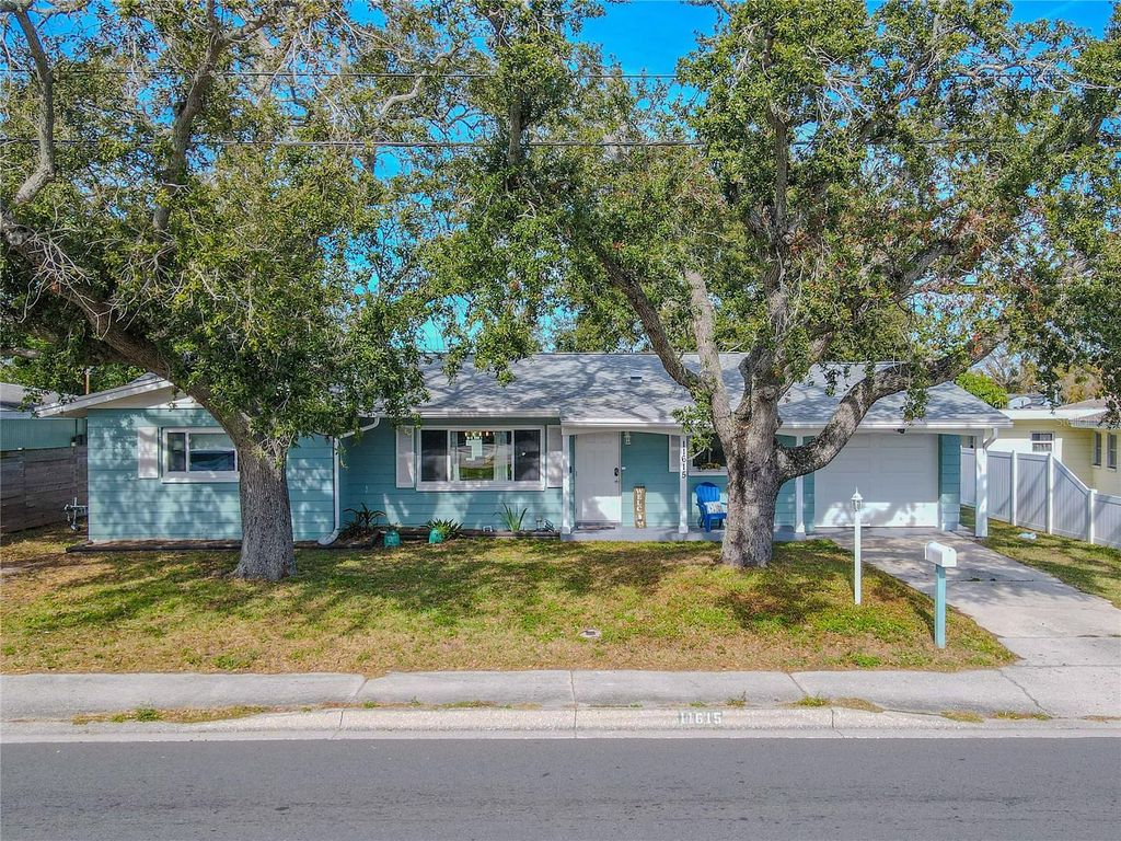 11615 PARK BOULEVARD, Seminole, FL 33772