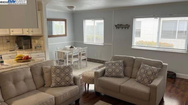 341 Blossom Hill Rd 3, San Jose, CA 95123