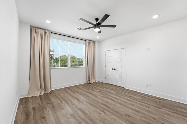 1406 Mansfield Street, Houston, TX 77091