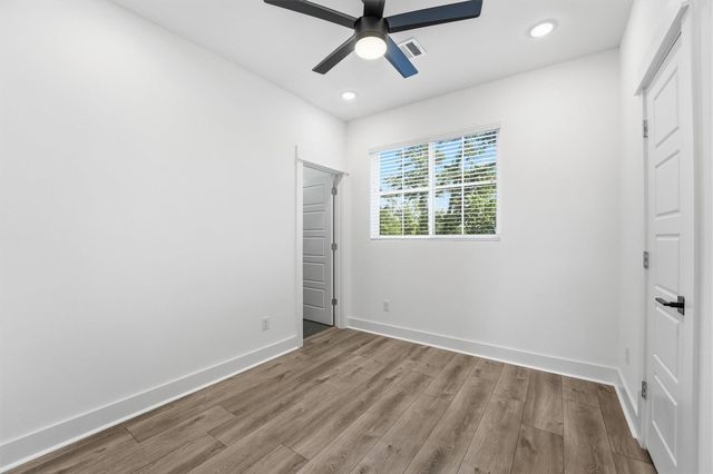 1406 Mansfield Street, Houston, TX 77091