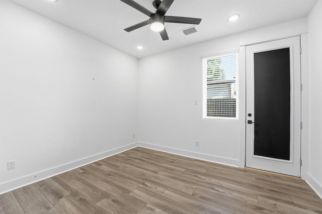 1406 Mansfield Street, Houston, TX 77091