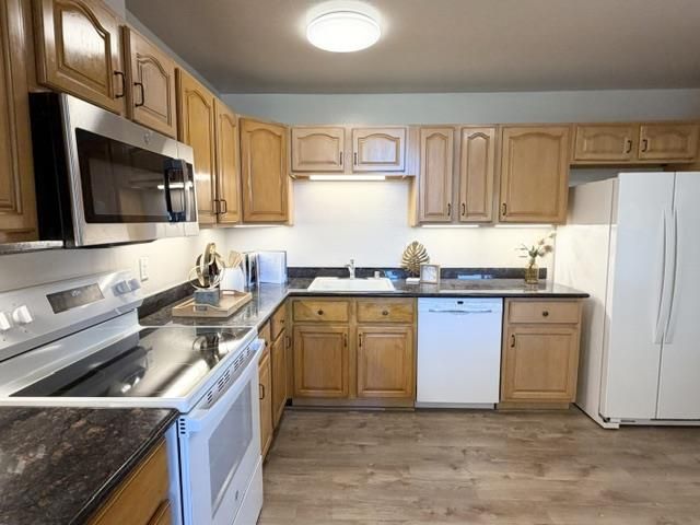 1170 Foster City Boulevard 303, Foster City, CA 94404