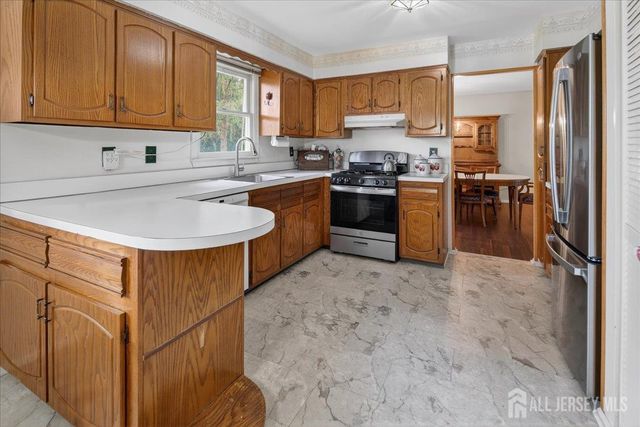 3 Mill Lane, South Brunswick, NJ 08810