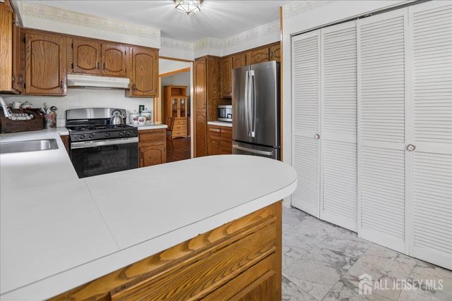 3 Mill Lane, South Brunswick, NJ 08810