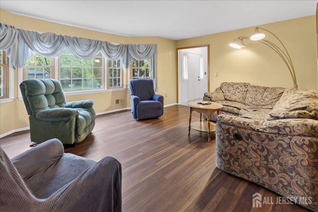 3 Mill Lane, South Brunswick, NJ 08810