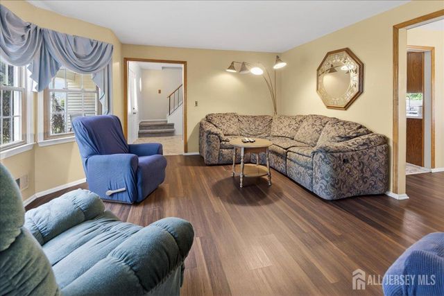 3 Mill Lane, South Brunswick, NJ 08810