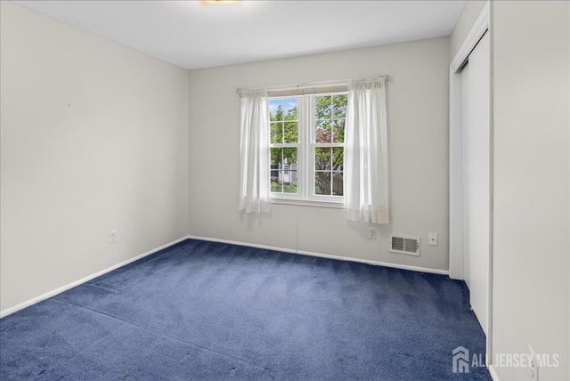 3 Mill Lane, South Brunswick, NJ 08810