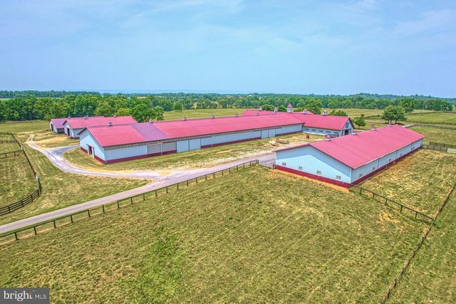 1237 EARLE RD, Charles Town, WV 25414