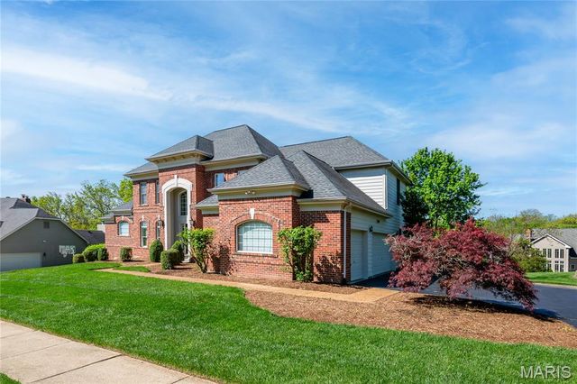 343 Pine Bend Drive, Chesterfield, MO 63005