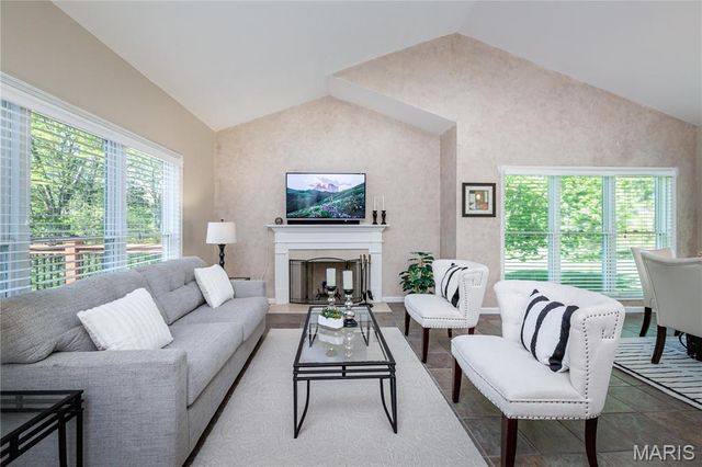 343 Pine Bend Drive, Chesterfield, MO 63005