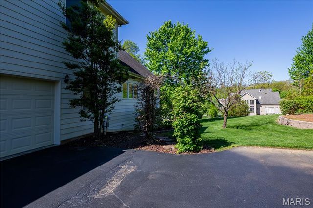 343 Pine Bend Drive, Chesterfield, MO 63005