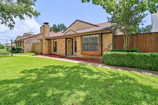 4809 Forest Court, Baytown, TX 77521
