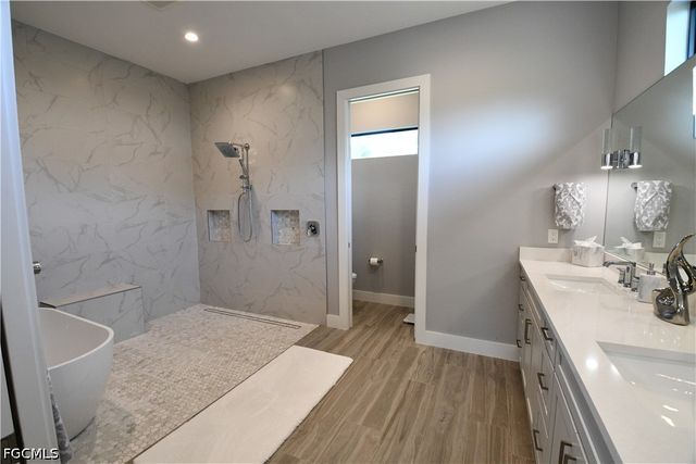 5328 SW 22nd AVE, Cape Coral, FL 33914