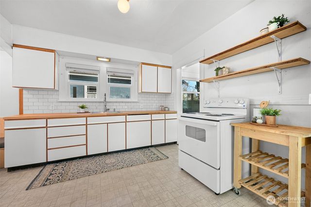 2609 Jaeger Street, Bellingham, WA 98225