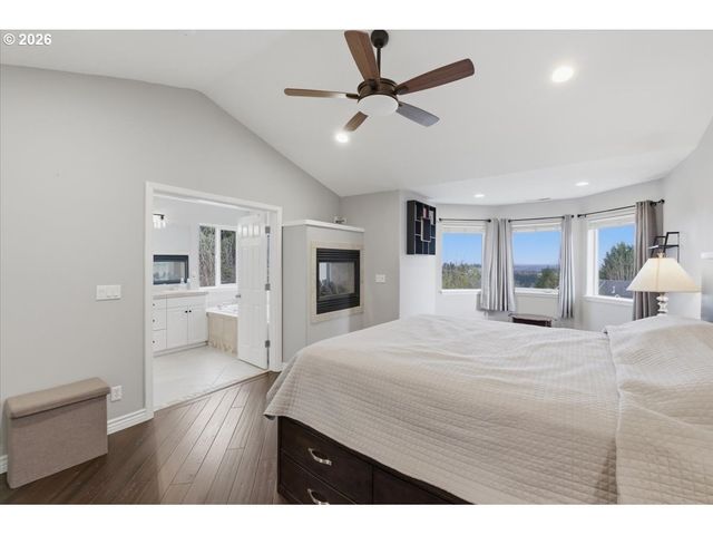 946 REAGAN Ave Nw, Salem, OR 97304