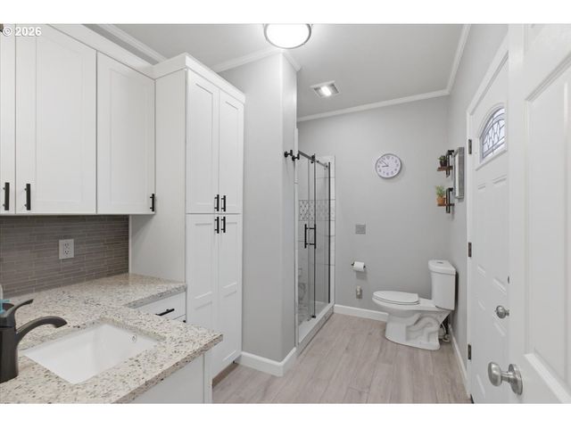 946 REAGAN Ave Nw, Salem, OR 97304