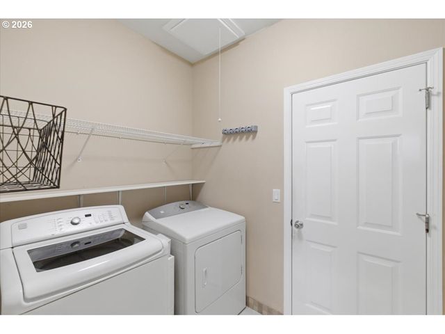 946 REAGAN Ave Nw, Salem, OR 97304