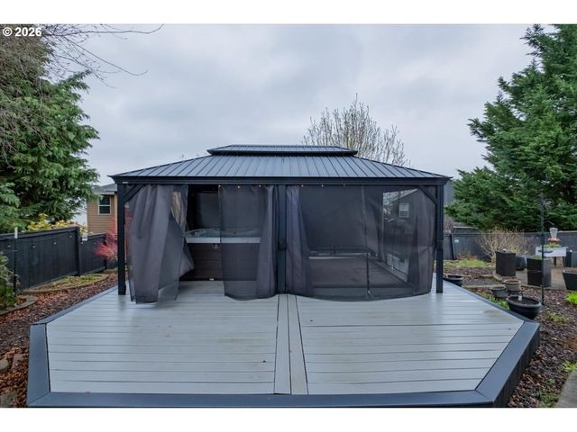 946 REAGAN Ave Nw, Salem, OR 97304