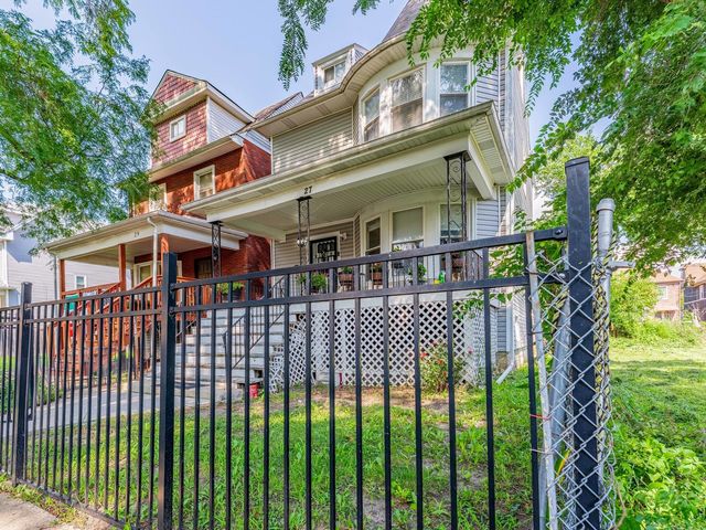 27 N Lockwood Avenue, Chicago, IL 60644